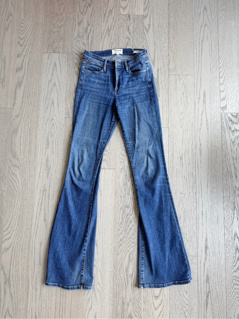 Frame Le High Flare jeans